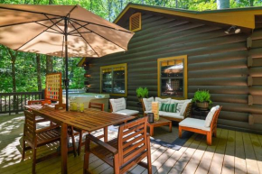 Peaceful nature getaway- with HOT TUB & fire pit